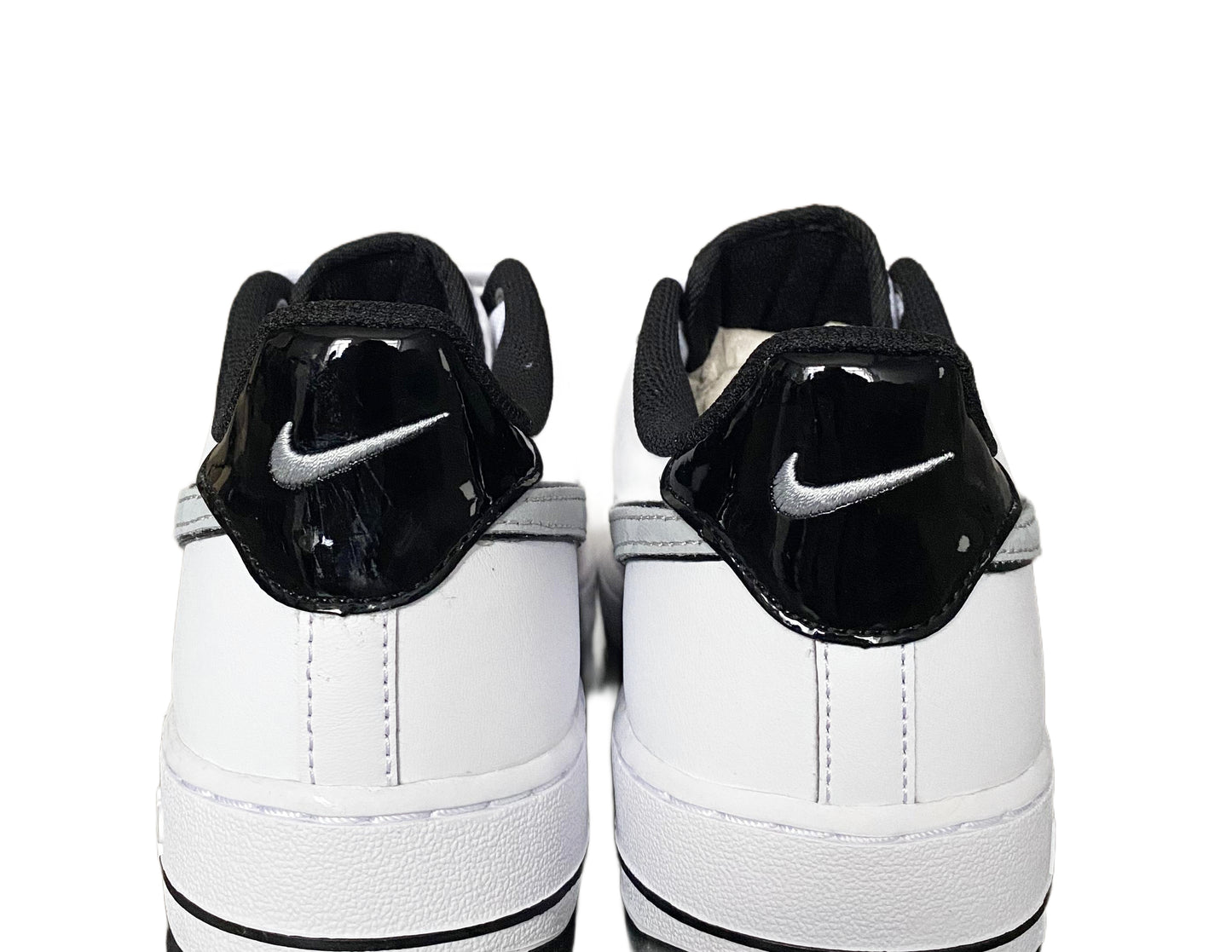 NIKE AIR FORCE 1 LOW LV8 "WHITE WOLF GREY BLACK" GS