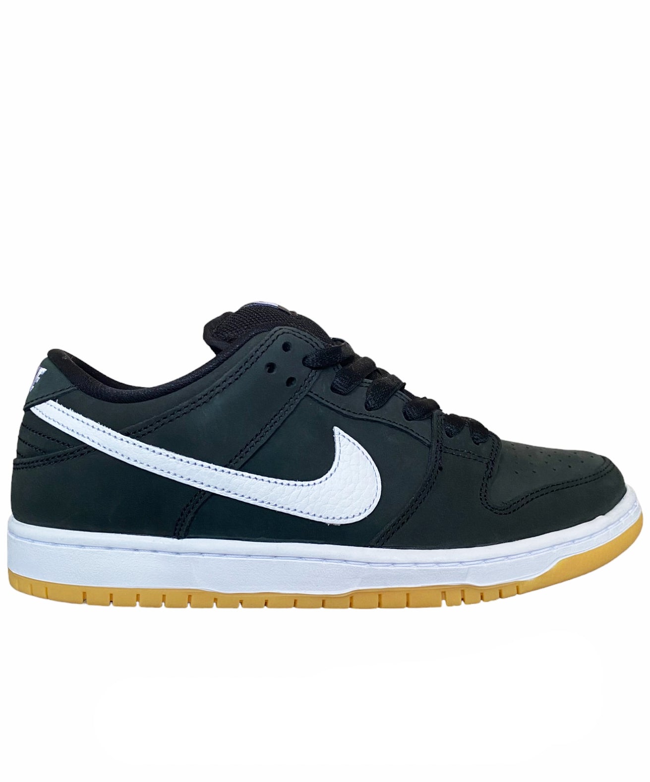 NIKE DUNK LOW SB "BLACK GUM"