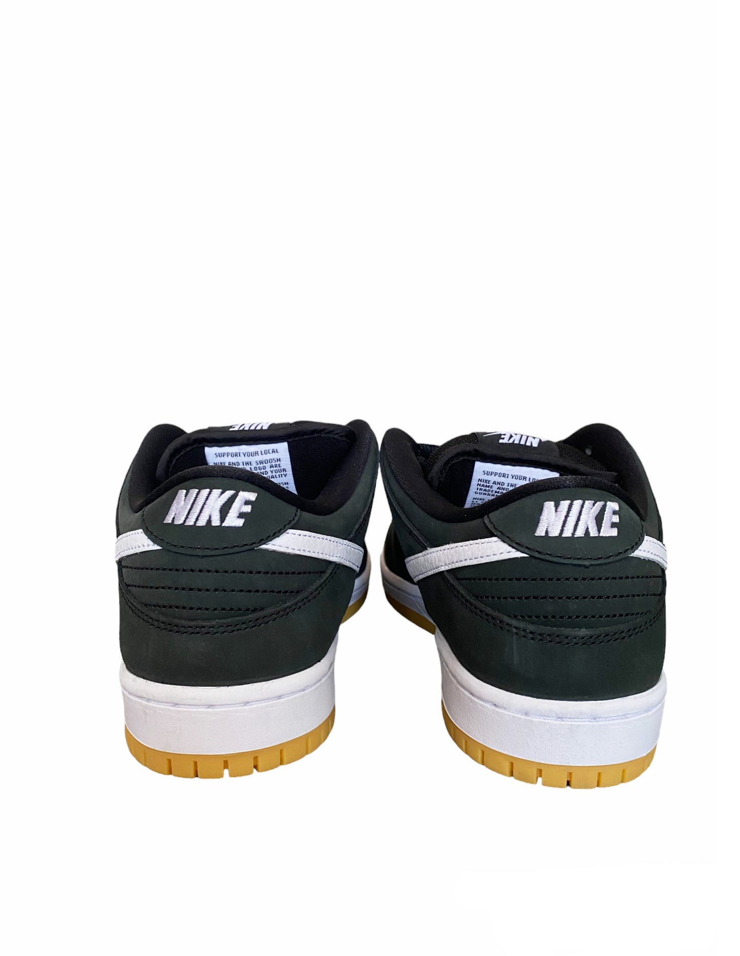 NIKE DUNK LOW SB "BLACK GUM"