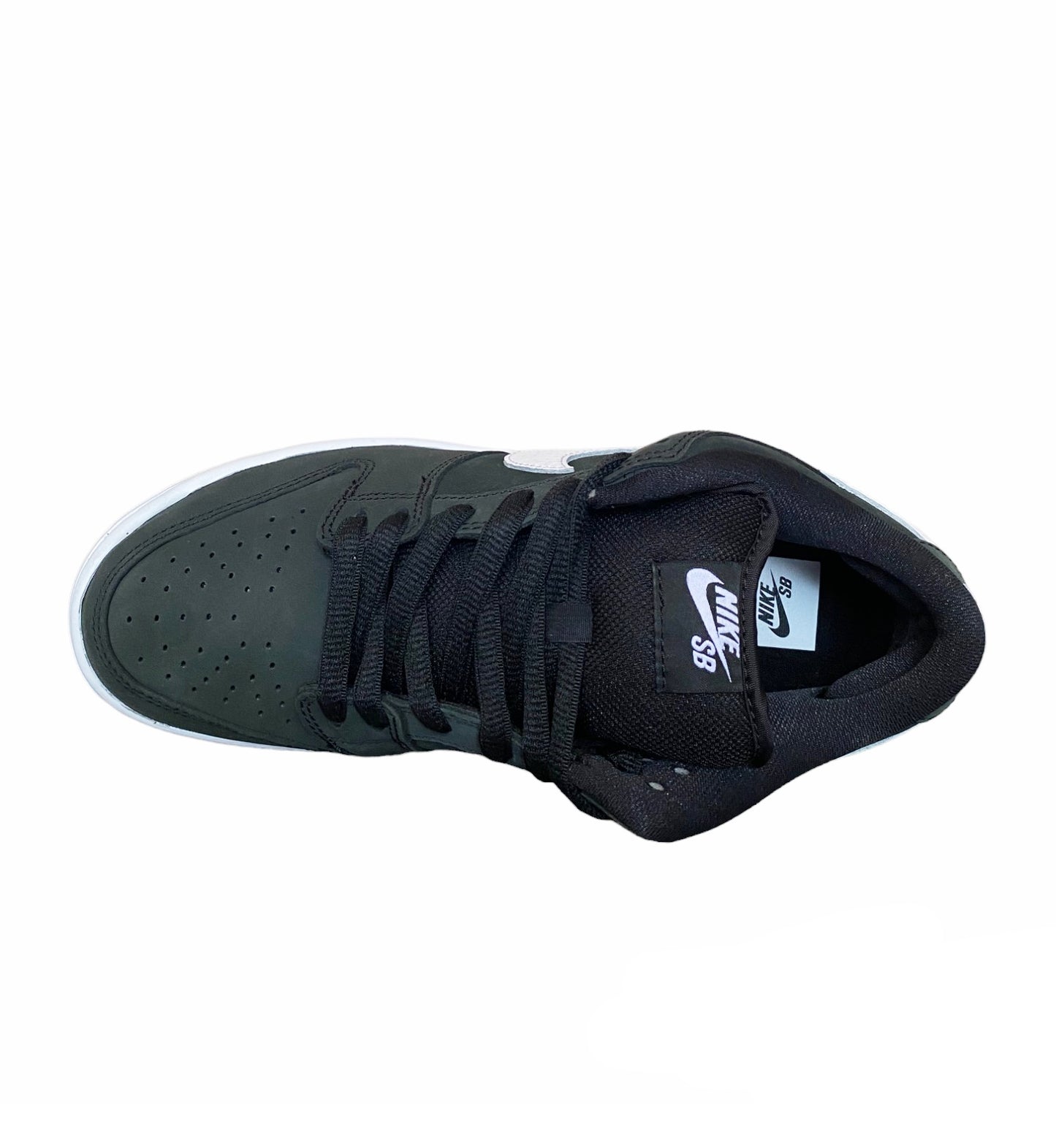 NIKE DUNK LOW SB "BLACK GUM"