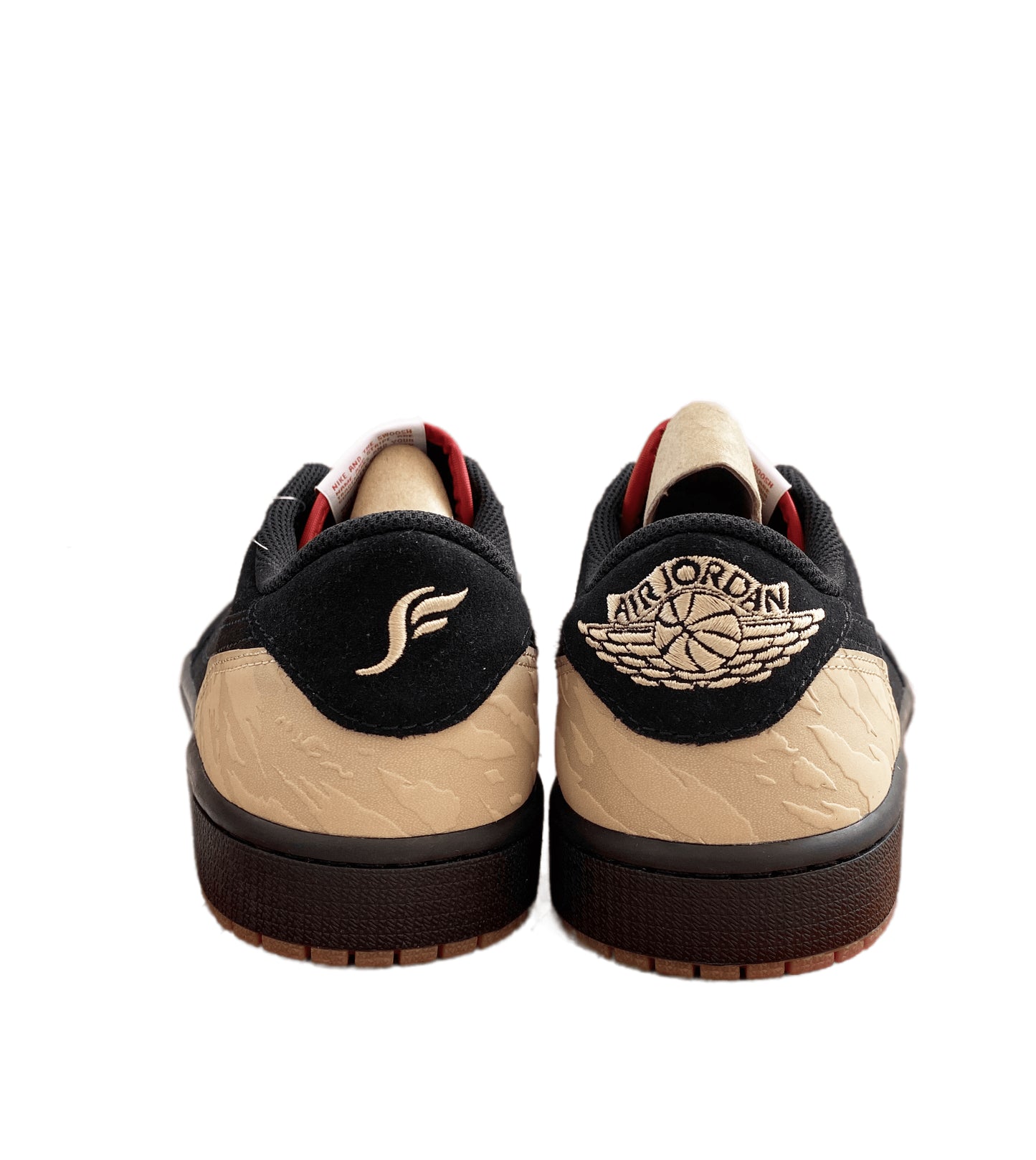 JORDAN 1 LOW x SOLEFLY "CARNIVORE"
