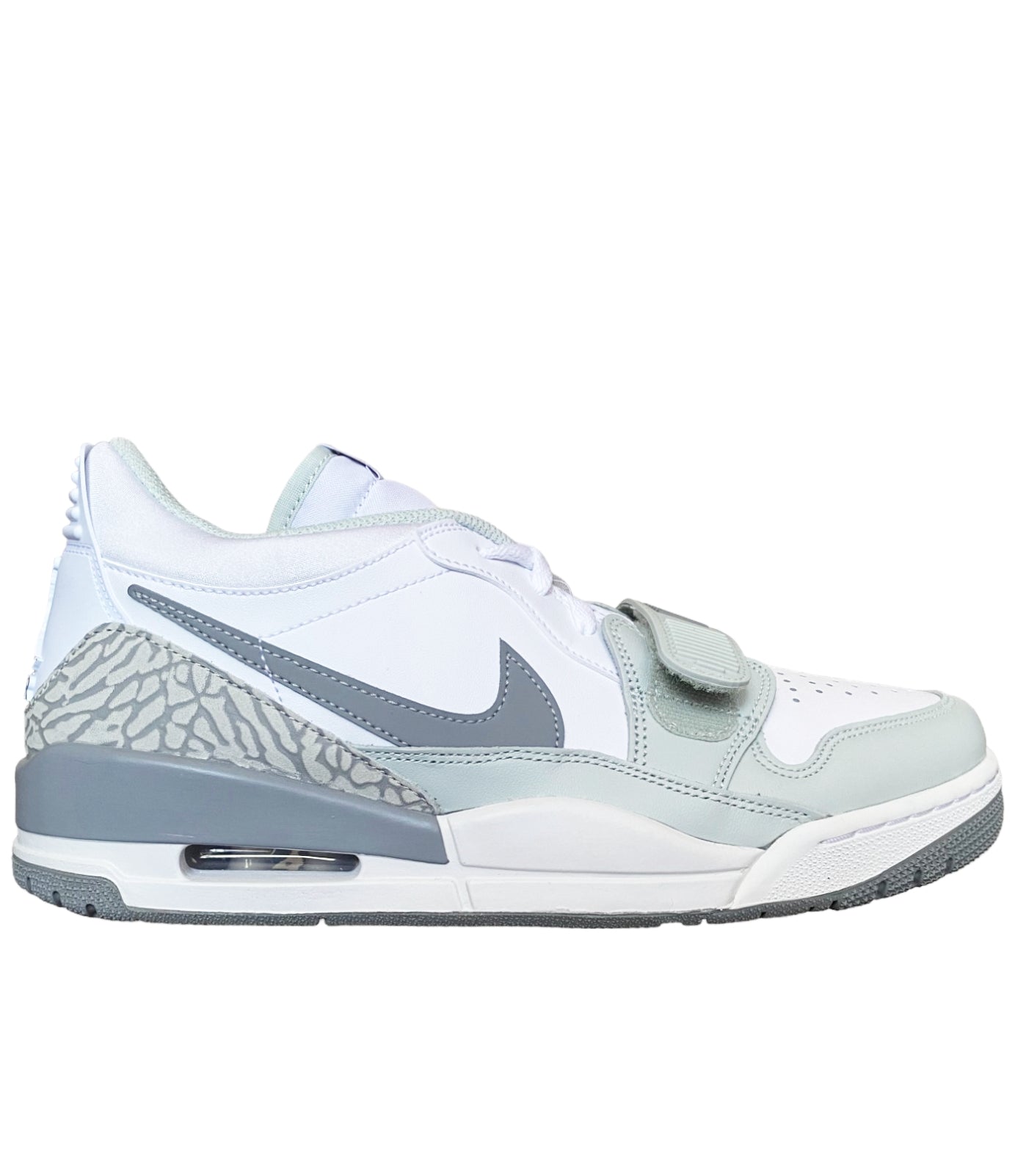 JORDAN LEGACY 312 LOW "SEA GLASS"