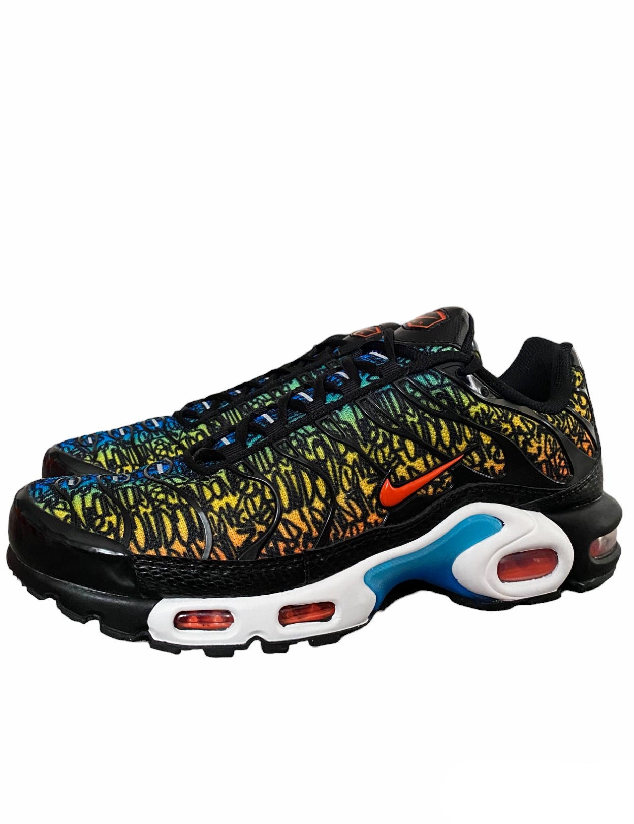 NIKE AIR MAX PLUS "GRAFFITI"